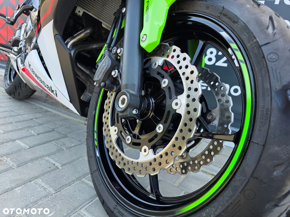 Kawasaki Ninja - 27
