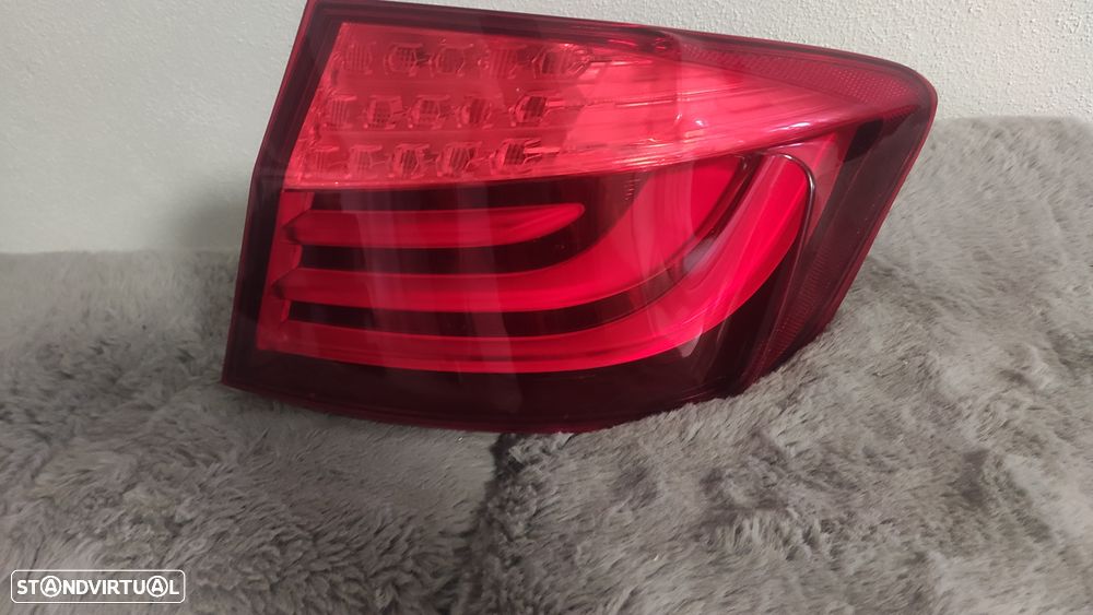 farolim traseiro direito BMW F10 serie 5 - 1