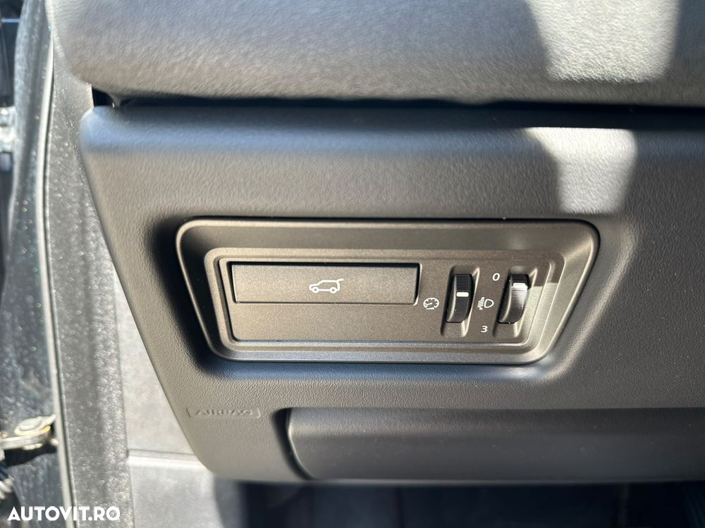 Land Rover Range Rover Evoque - 26