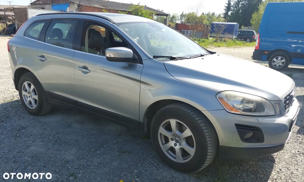 Volvo XC 60 D5 AWD - 3