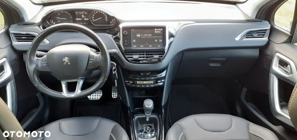 Peugeot 2008 - 6