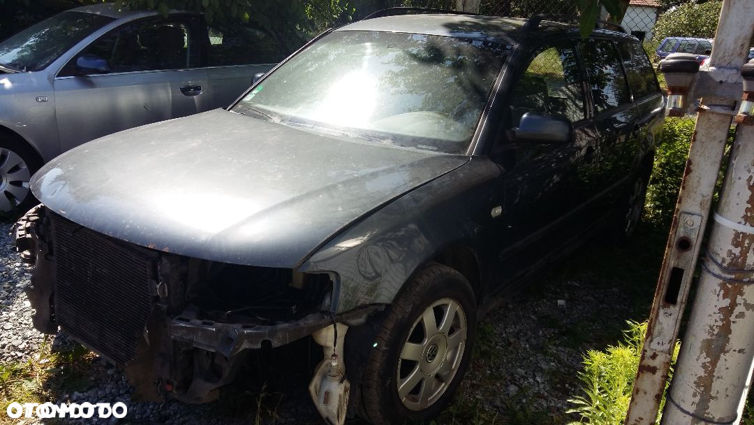 Części VW Volkswagen Passat B5 kombi 1.9 116KM automat szary - 2