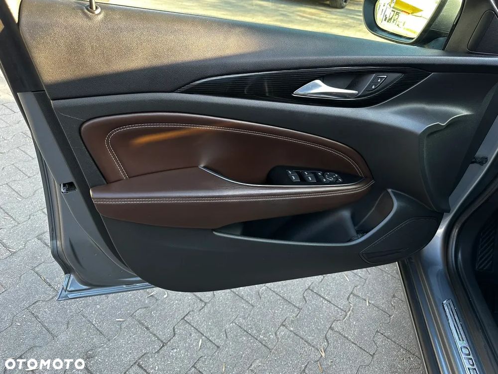 Opel Insignia 2.0 CDTI Elite S&S - 29