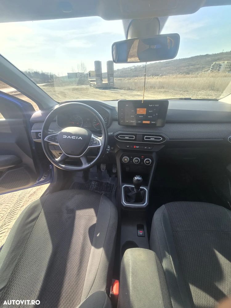 Dacia Logan TCe 90 MT6 Expression - 8