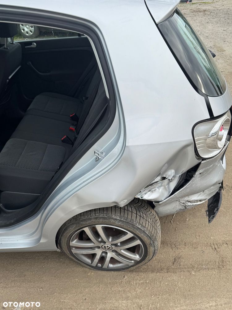 Volkswagen Golf Plus - 9