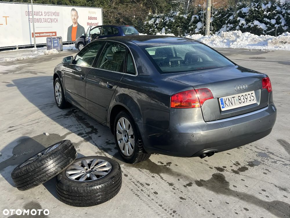 Audi A4 Limousine - 7