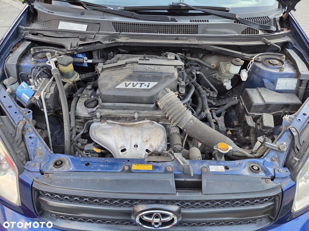 Toyota RAV4 2.0 VVT-i 4x4 - 6