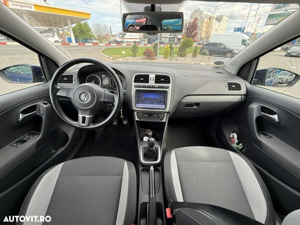 Volkswagen Polo - 13