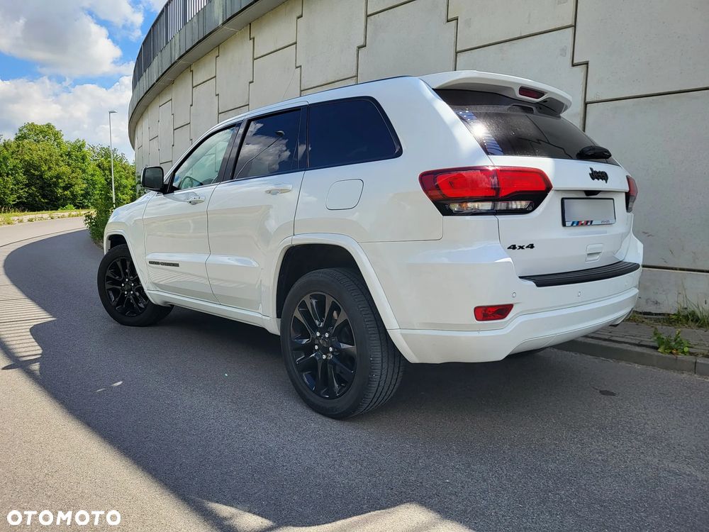 Jeep Grand Cherokee - 6