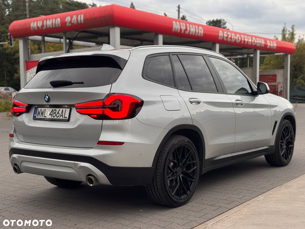 BMW X3 xDrive20i sport - 9