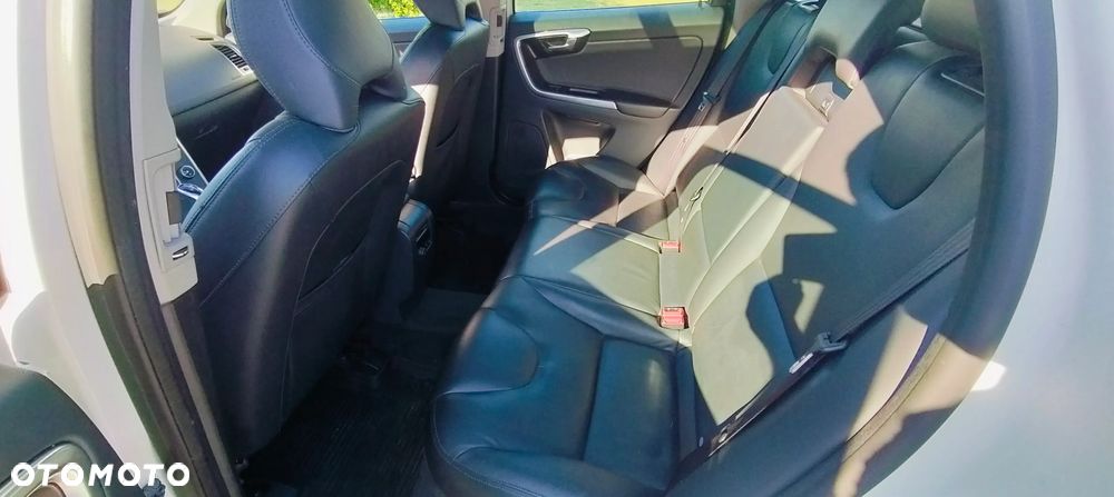Volvo XC 60 D5 AWD Ocean Race - 18