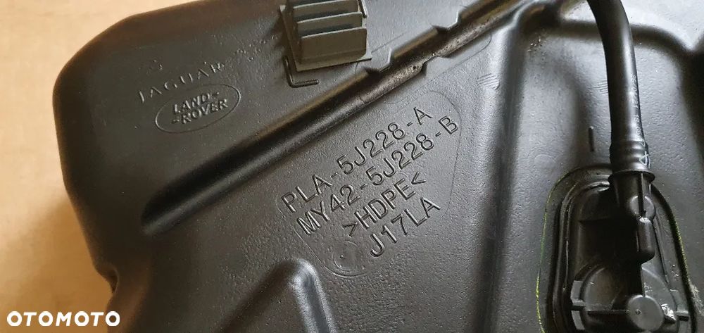 ZBIORNIK ADBLUE RANGE ROVER LIFT II 3.0D 2019 2020 2021R - 3