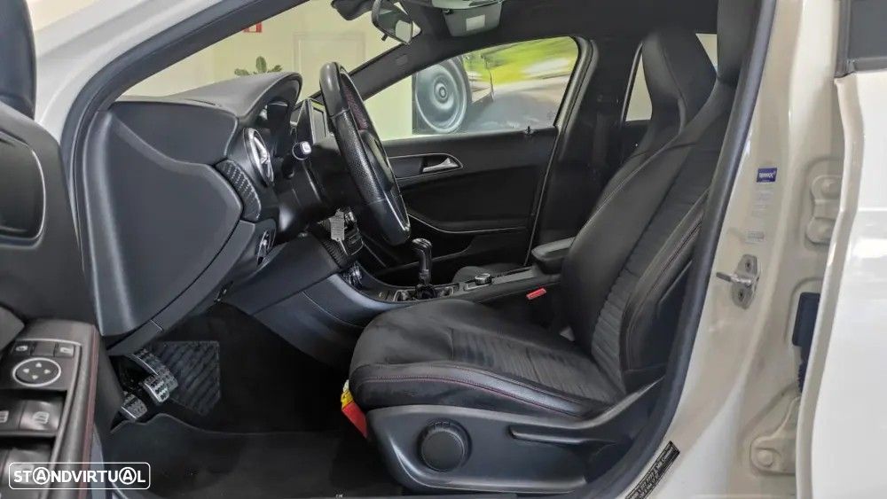 Mercedes-Benz A 200 CDI BE AMG Sport - 17