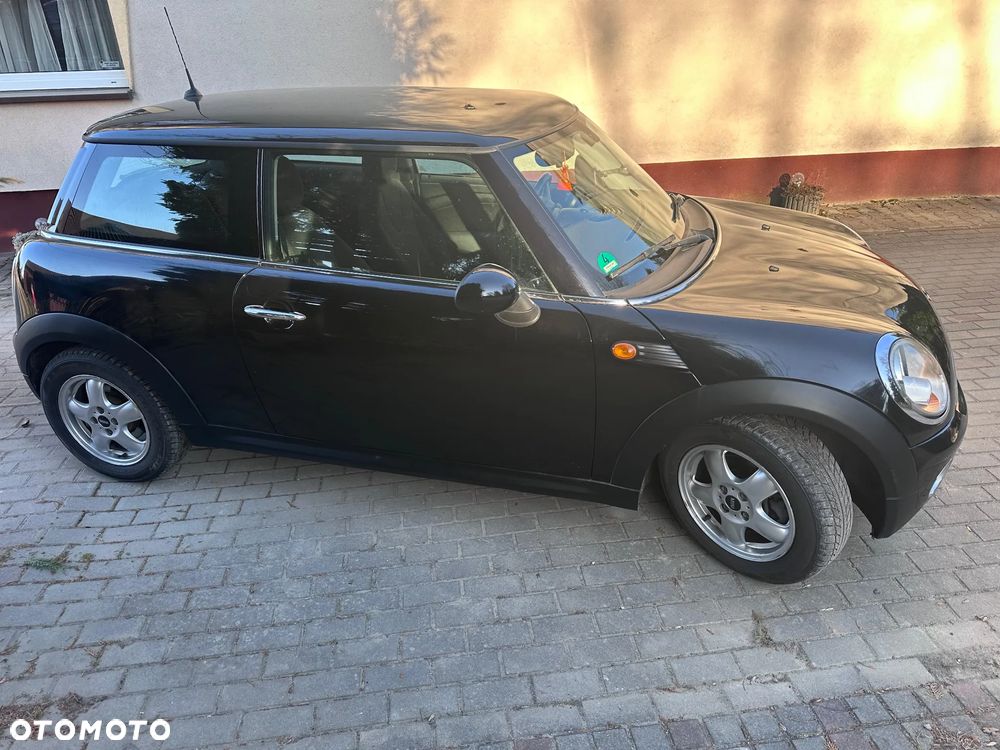 MINI Cooper Standard - 9