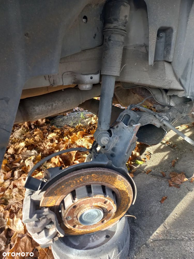 Peugeot 2008 1.5 BlueHDi GT Line S&S EAT8 - 17