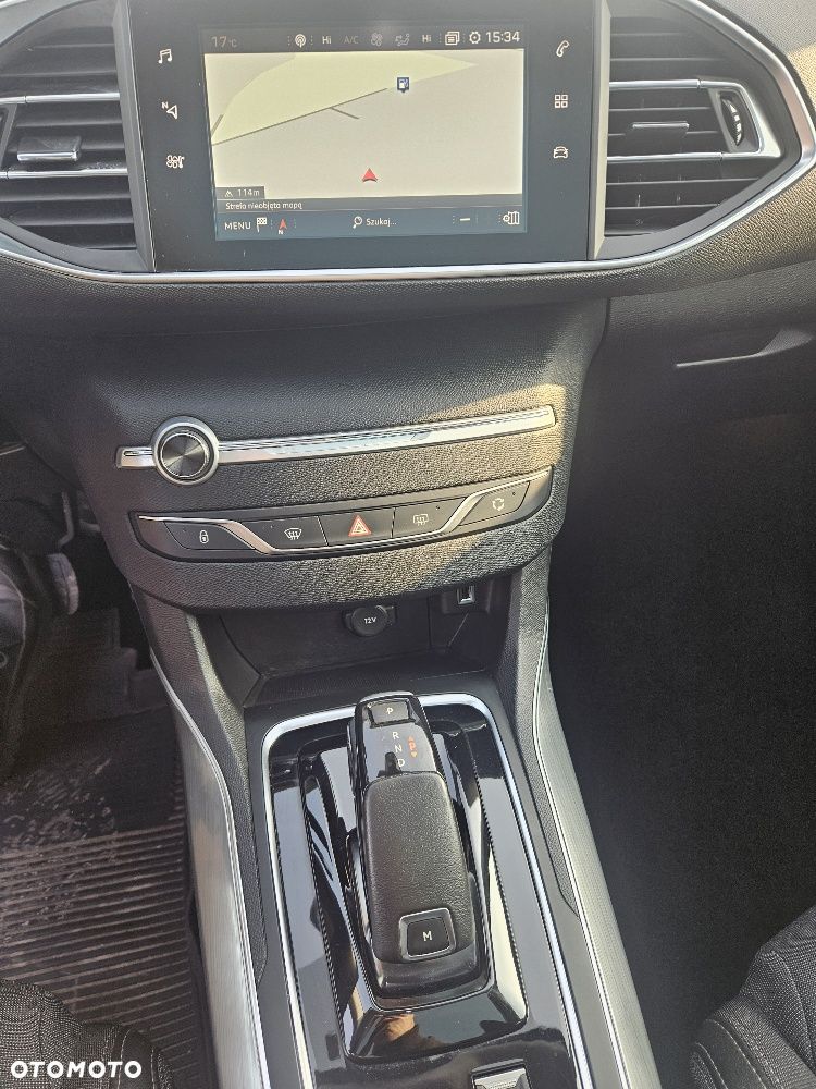 Peugeot 308 PureTech 130 GPF EAT8 Stop & Start Active - 8