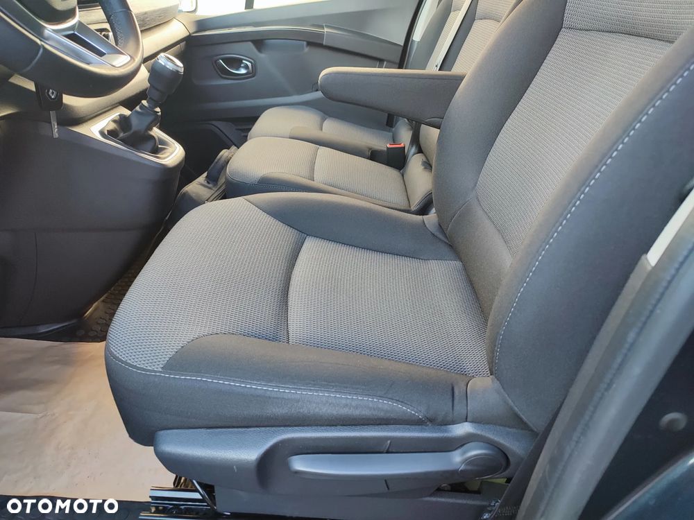 Renault Trafic SpaceClass 2.0 dCi - 22