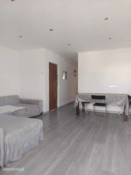 Apartamento T1, em Setúbal com vista espetacular - Grande imagem: 4/12