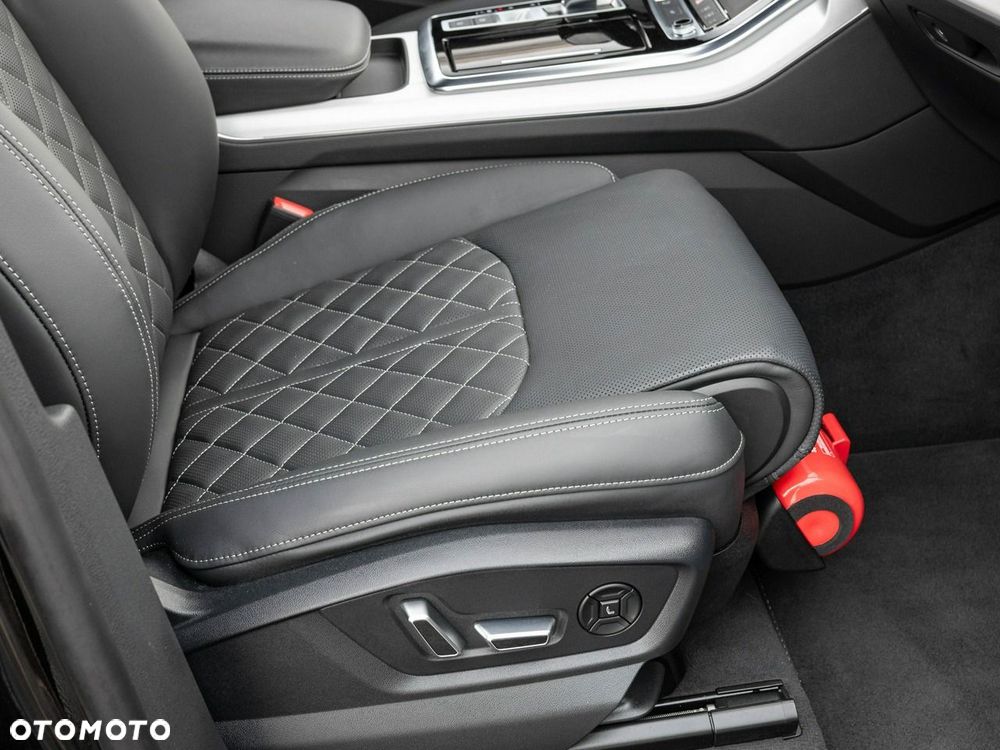 Audi Q8 50 TDI mHEV Quattro Tiptronic - 28