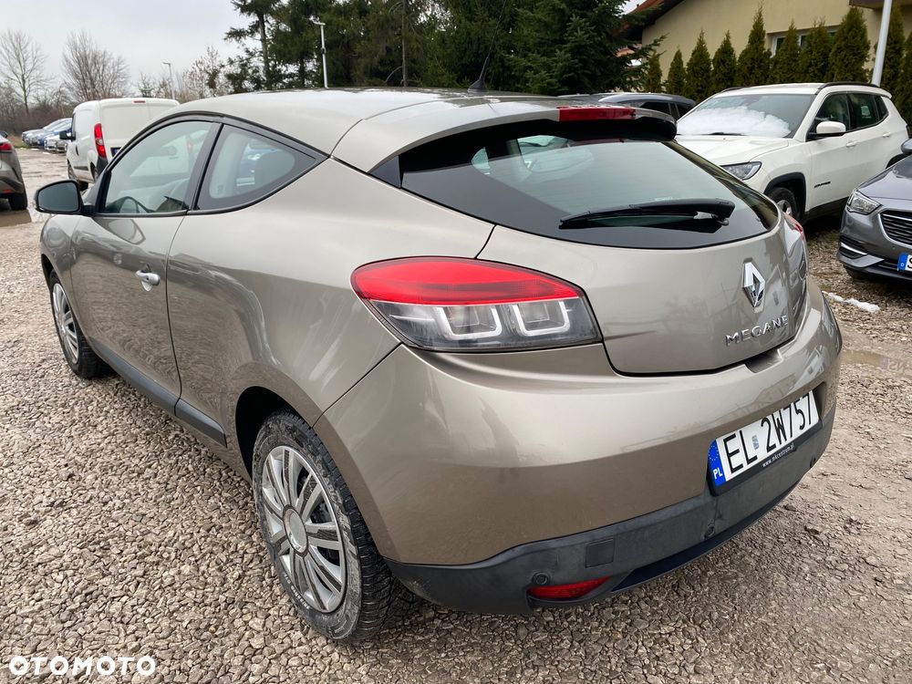 Renault Megane 1.6 16V Dynamique Euro5 - 13