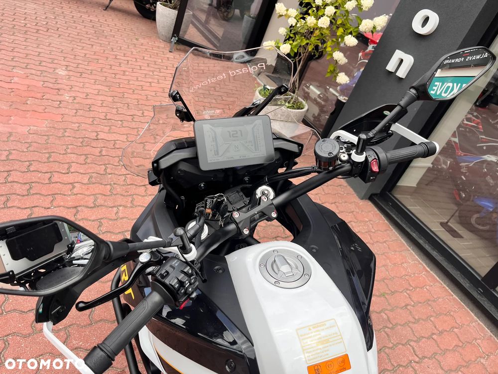 QJMOTOR 900 SX - 7