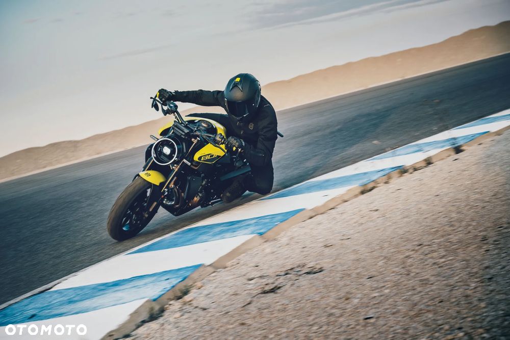 Husqvarna Vitpilen - 11