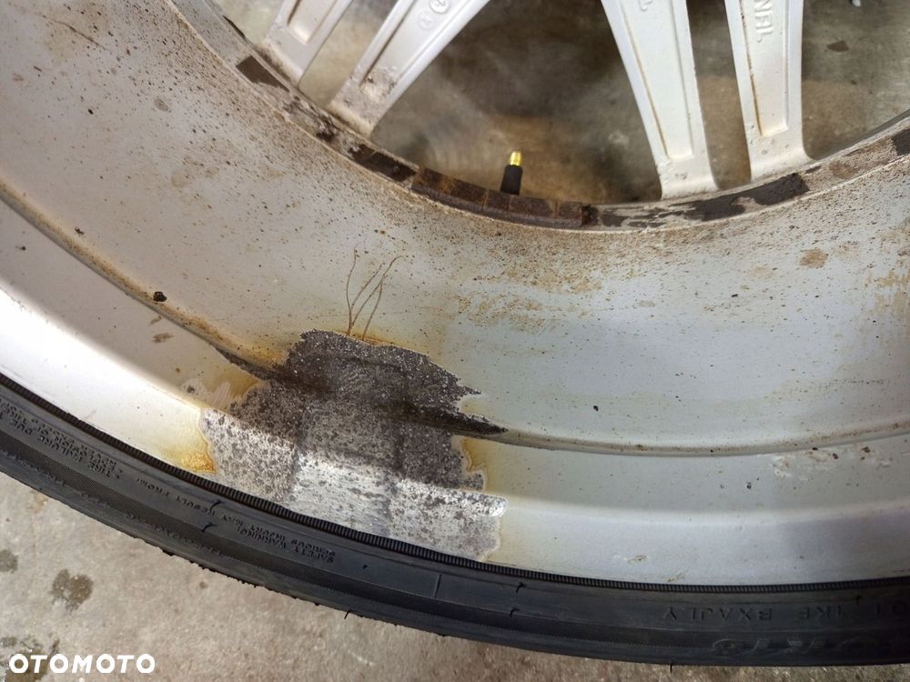 FELGI KOŁA MERCEDES C W204 E W207 W212 18 8J 8.5J 5x112 - 4