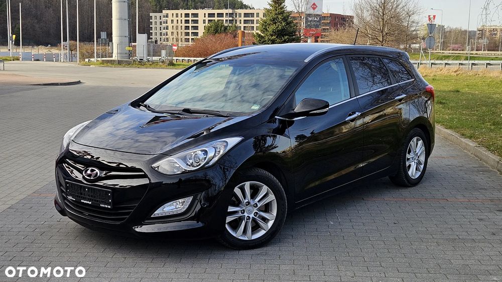 Hyundai i30 1.6 CRDi Automatik Trend - 14