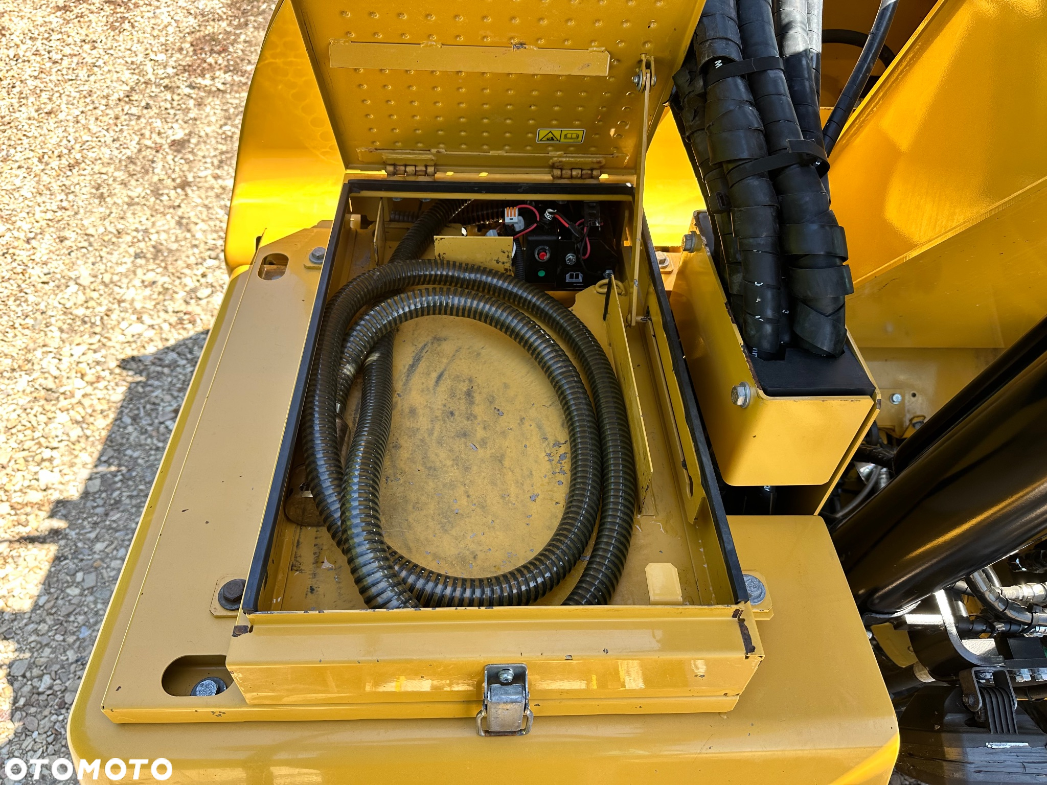 Caterpillar 311 FL RR - 25
