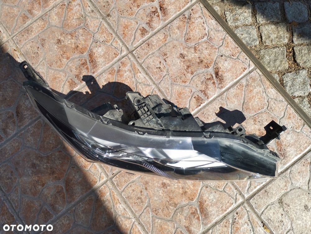 lampa prawa full led mitsubishi eclipse cross 2018-2020 - 8