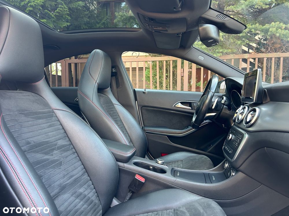 Mercedes-Benz CLA 200 7G-DCT AMG Line - 18
