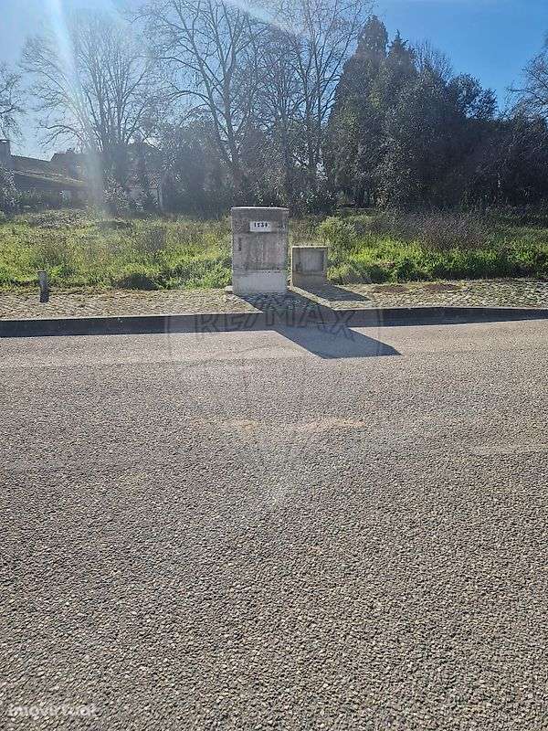 Terreno  para venda - Grande imagem: 2/3