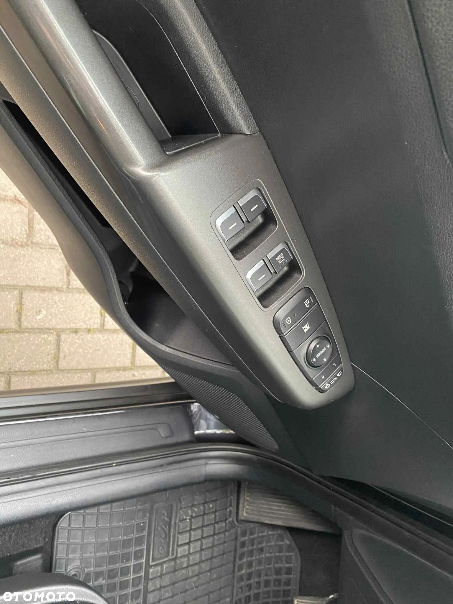 Kia Sportage 1.6 GDI L 2WD - 11