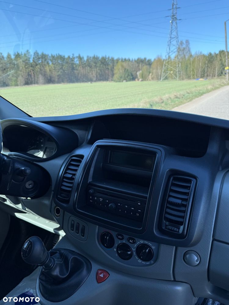 Renault trafic - 13