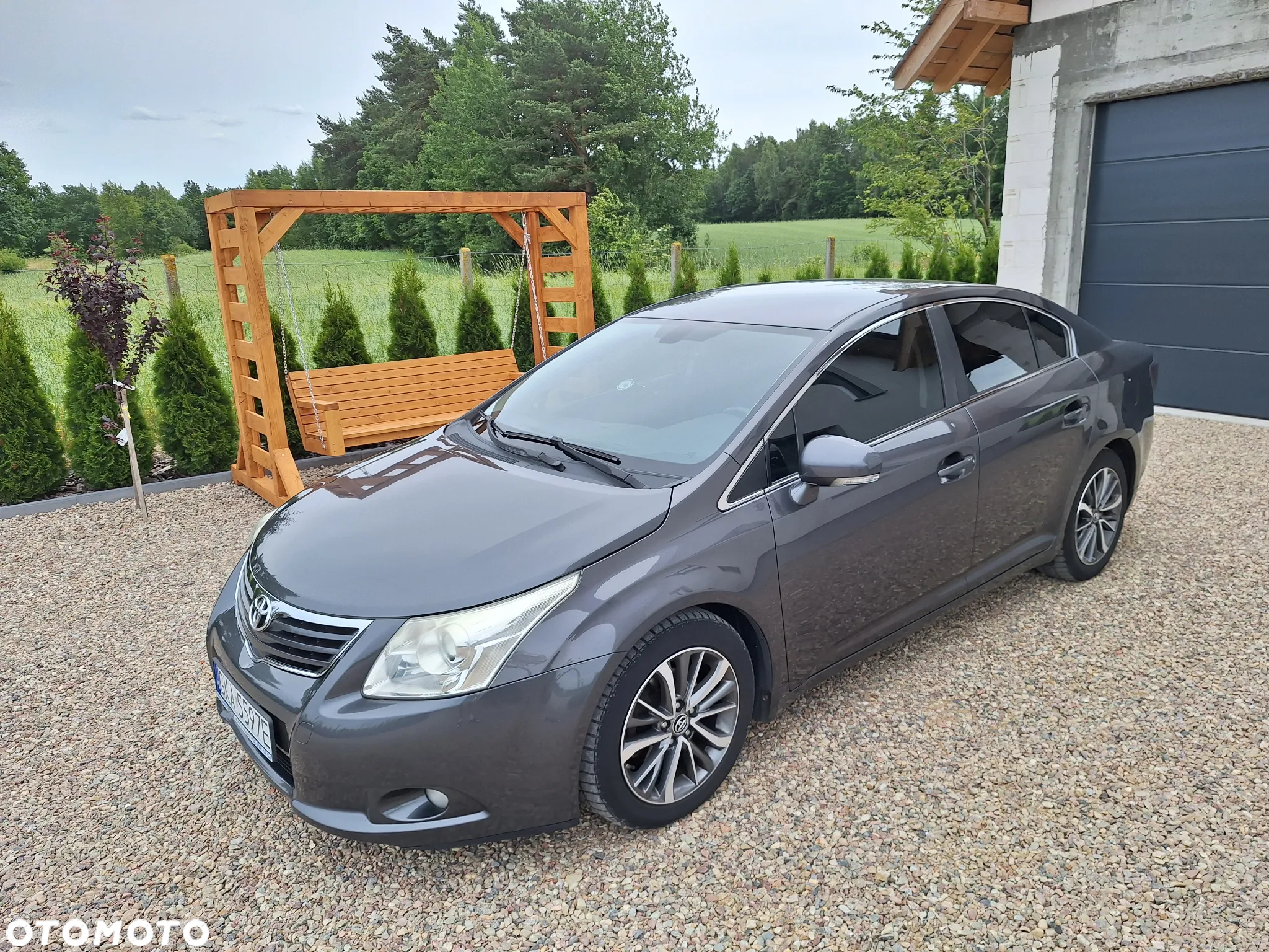 Toyota Avensis - 16