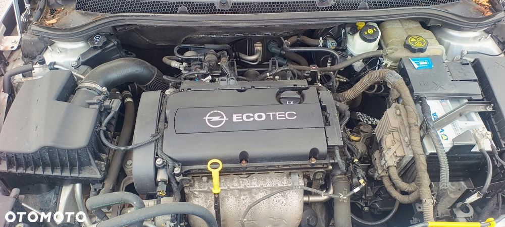 Opel Astra 1.6 Style - 21