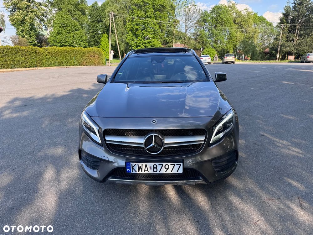 Mercedes-Benz GLA 220 d 7G-DCT AMG Line - 14