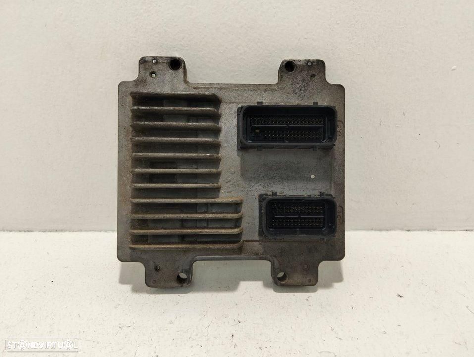 CENTRALINA DO MOTOR UCE OPEL CORSA D - 1