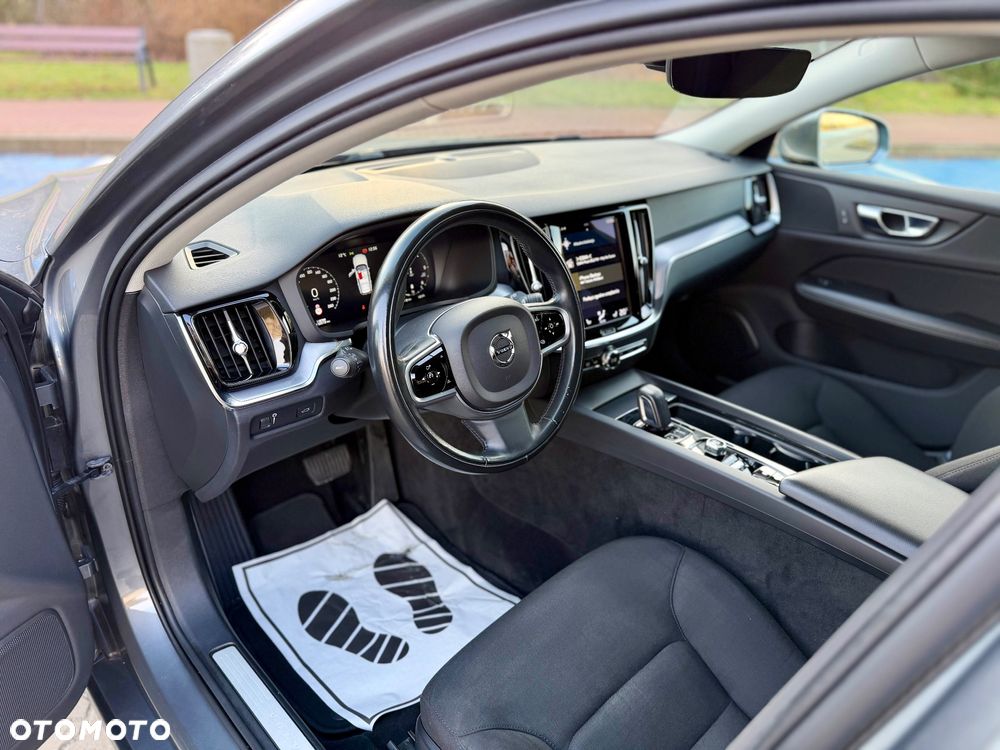 Volvo V60 B4 D Geartronic Momentum - 11