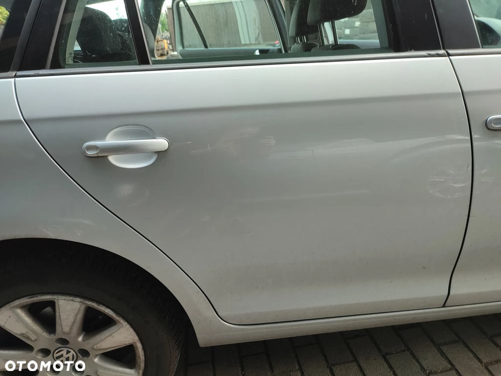 Drzwi VW Golf V 5 VI 6 Kombi prawe tył tylne kolor LA7W - 2