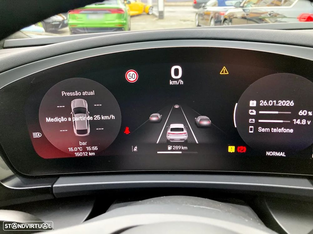 Porsche Macan Electric Turbo - 15