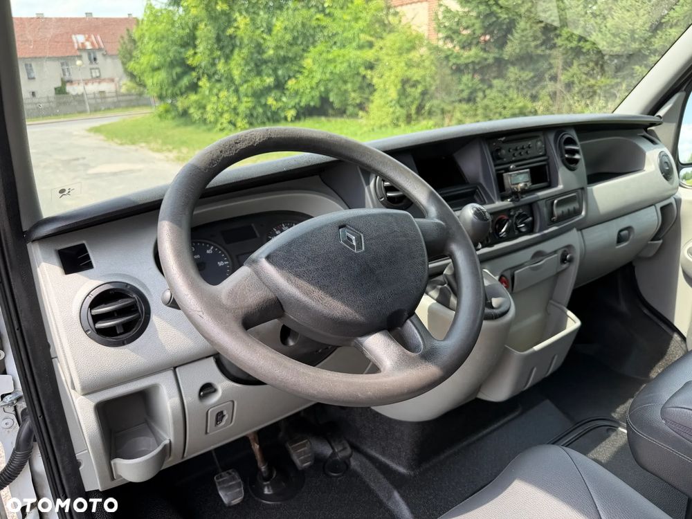 Renault Master * 2.5 / 120KM * L1H1 * Furgon / Blaszak * - 28