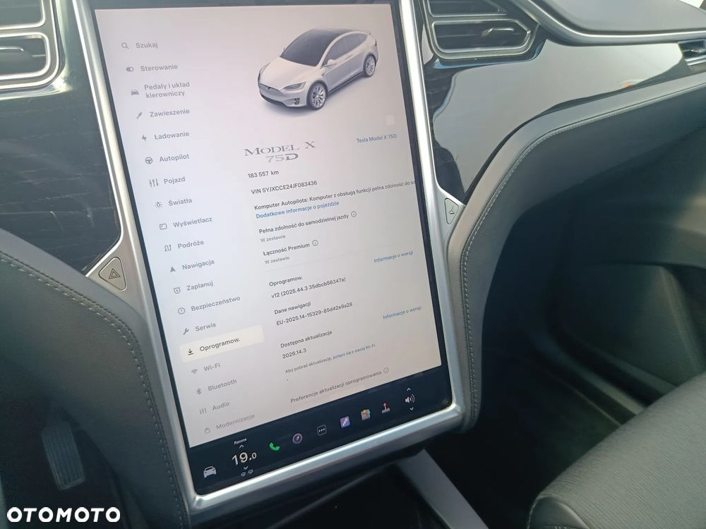 Tesla Model X 75 D - 17