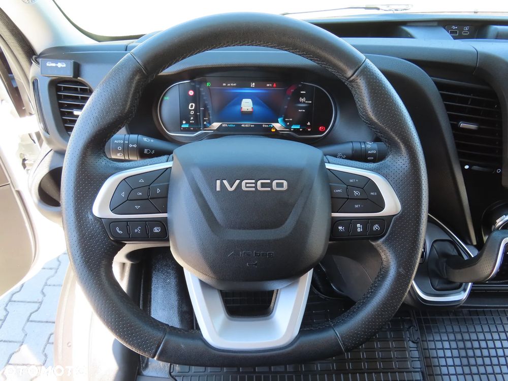 Iveco DAILY 35S18 DOKA Dubel Brygadowy MIXTO 7-Mio Os.+812 Kg Ład. POWER 3.0 HPI 180 KM Hi-Matic Automat L4H2 Rozstaw Osi 4100 mm WZMACNIANY FULL OPCJA Wyposażenia Gwarancja Fabryczna HAK 3500 KG Stan Auta Jak Z Salonu NOWY - 34