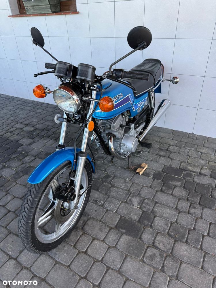 Honda CB - 4