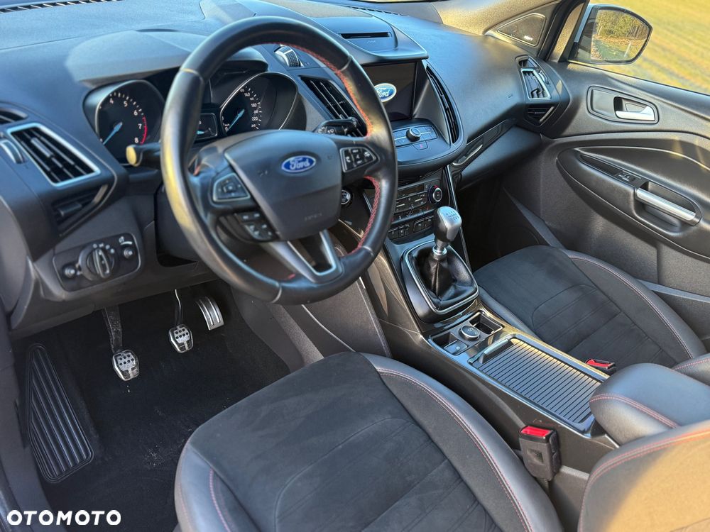 Ford Kuga 1.5 EcoBoost FWD ST-Line - 7