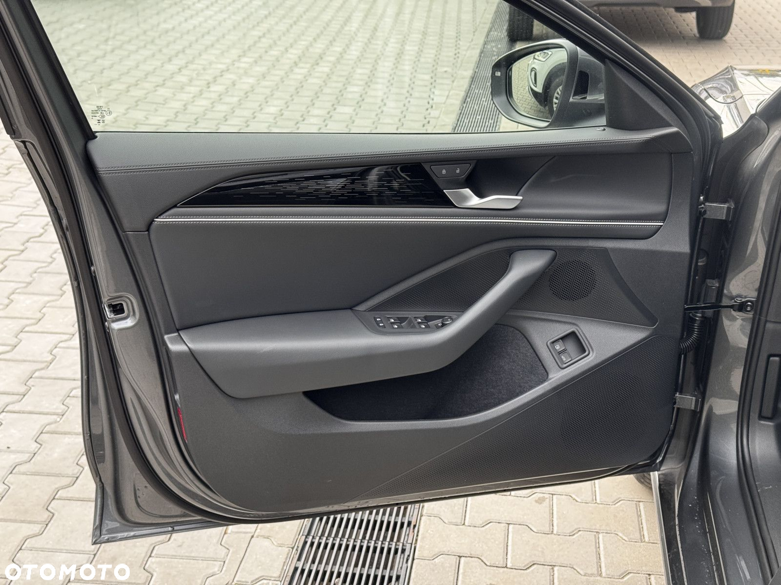 Volkswagen Passat - 15