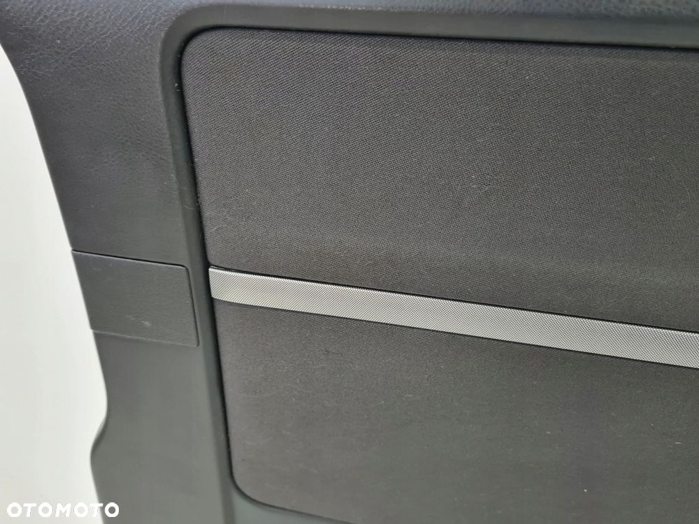 VW T5 MULTIVAN tapicerka drzwi przesuwnych LEWA 7H5867027 - 3