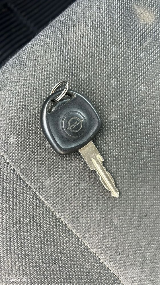 Opel Corsa 1.2 16V Confort - 15