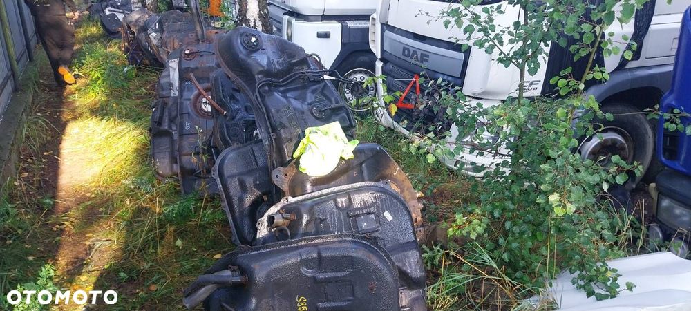 BAK ZBIORNIK PALIWA + POMPKA METALOWY PEUGEOT BOXER I LIFT 2.8 HDI - 4